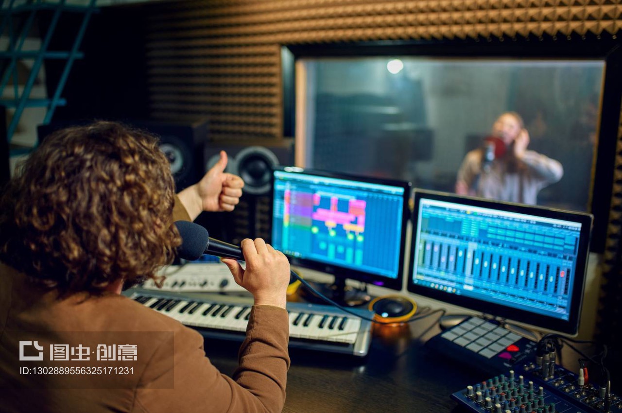 音樂家和女演員,錄音棚